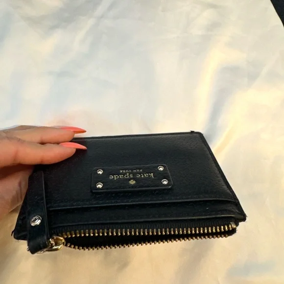 Kate Spade Black Zip Card Wallet - Picture 4 of 4